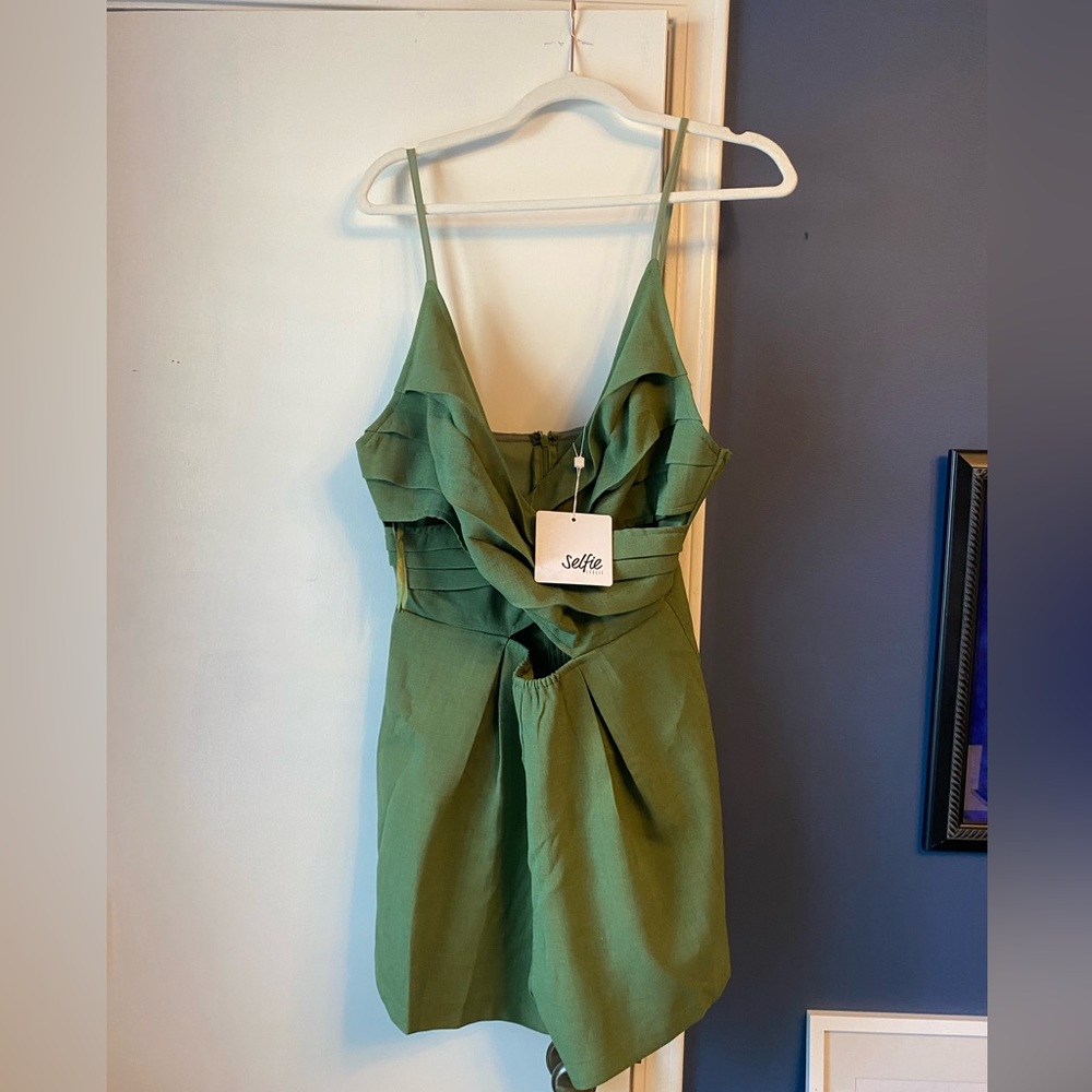 Selfie Leslie Cutout Romper NWT